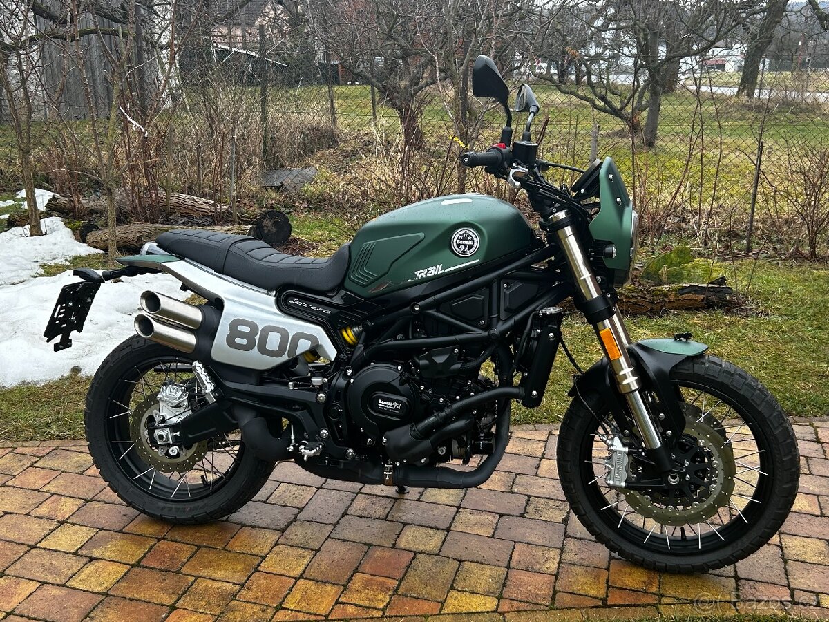 Benelli Leoncino 800 Trail