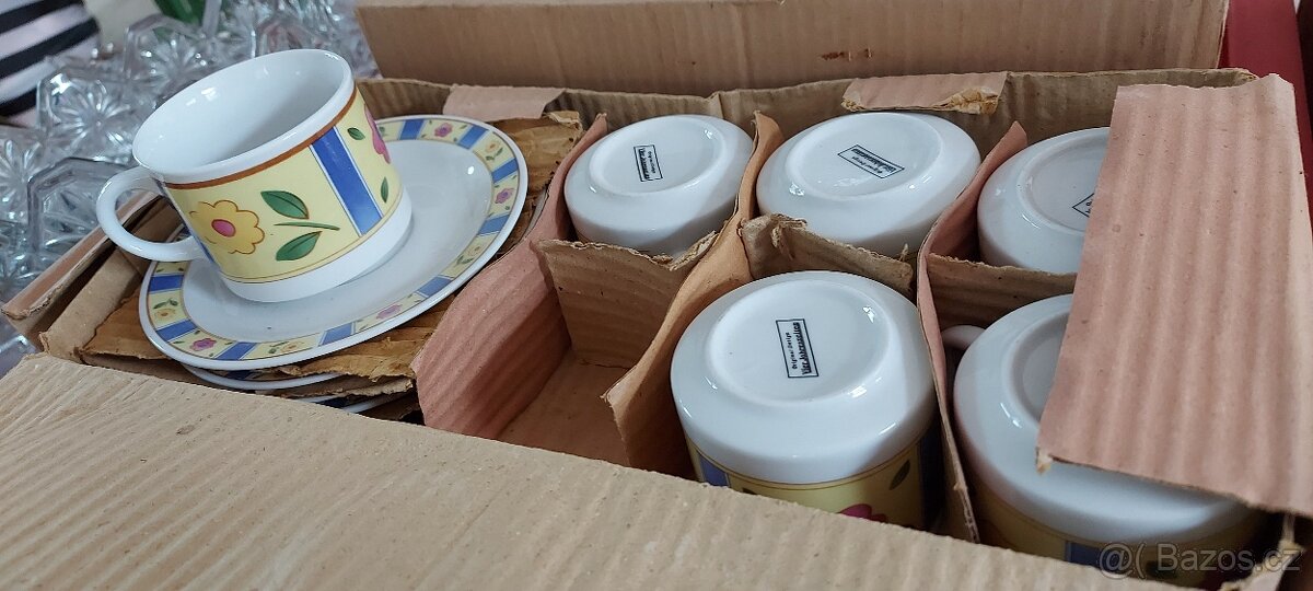 Sada hrnků na chalupu