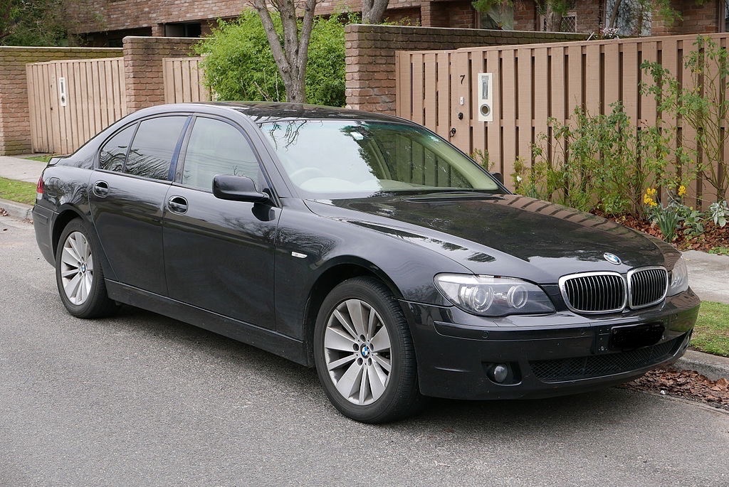 BMW e65 740d na náhradní díly