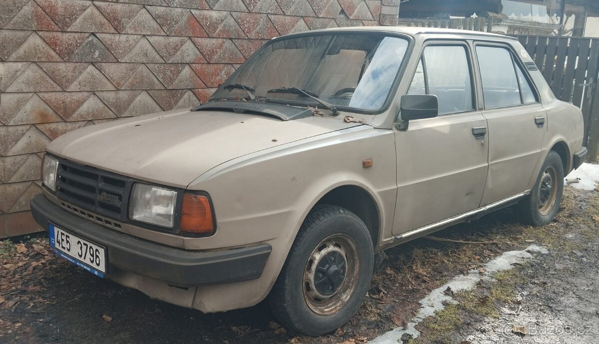Škoda 125L