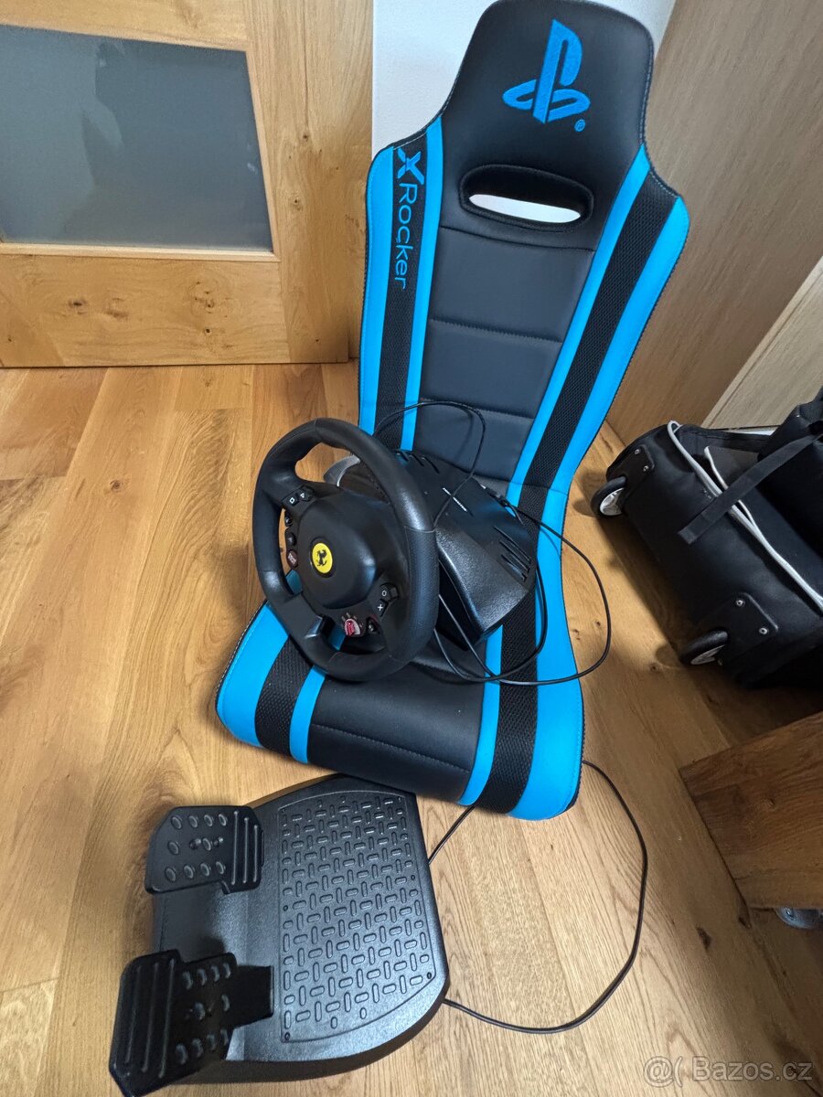 Komplet Sedačky, hry a volantu na playstation