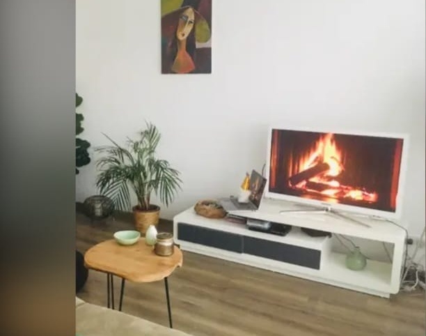Tv stůl, delka 170 cm, kvalitní materiál