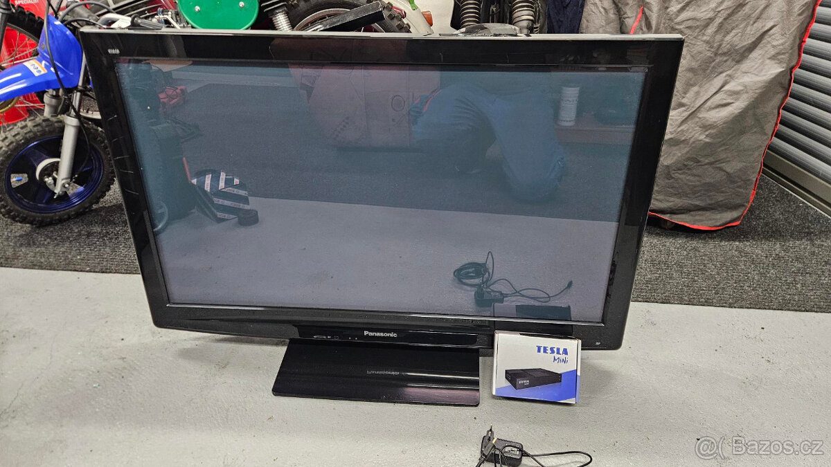 Televize 107 cm 42" Panasonic VIERA TX-P42C2E