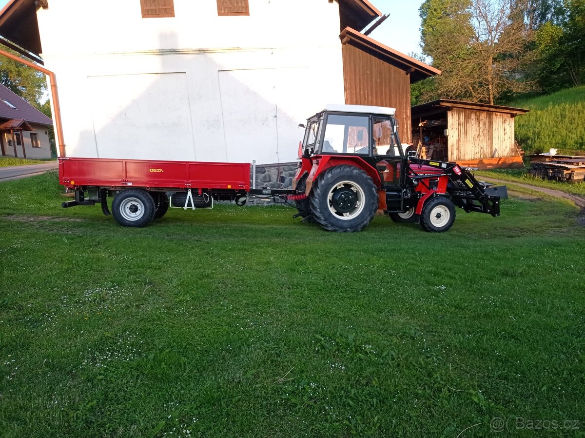 Vlek, kára, návěs , přívěs za taktor