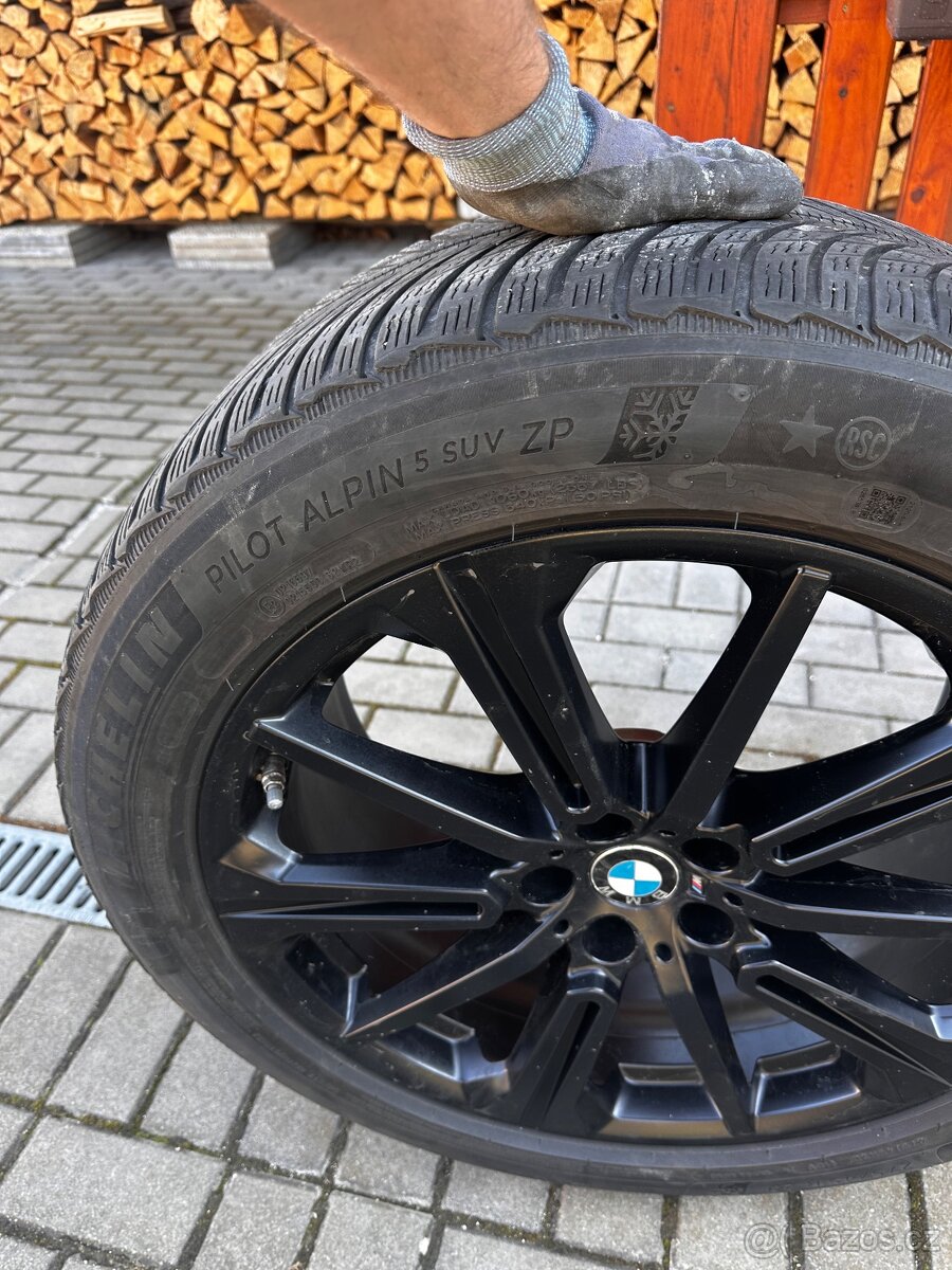 Bmw X5 zimní pneu 275/45/20
