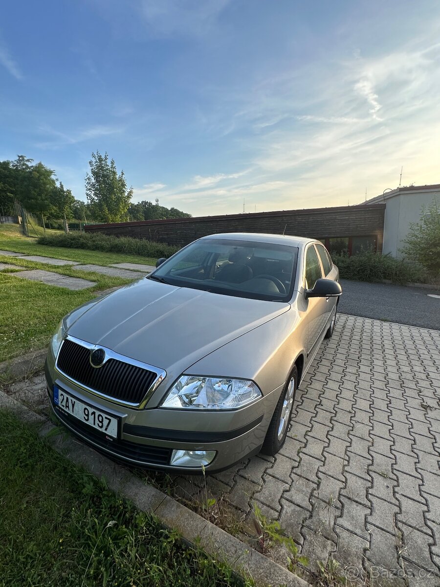 ŠKODA OCTAVIA 2 TOUR 1.6. MPI 2012