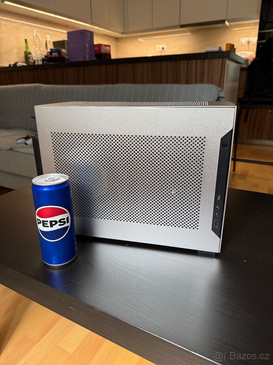 Herní PC mITX Lian Li A4 H20