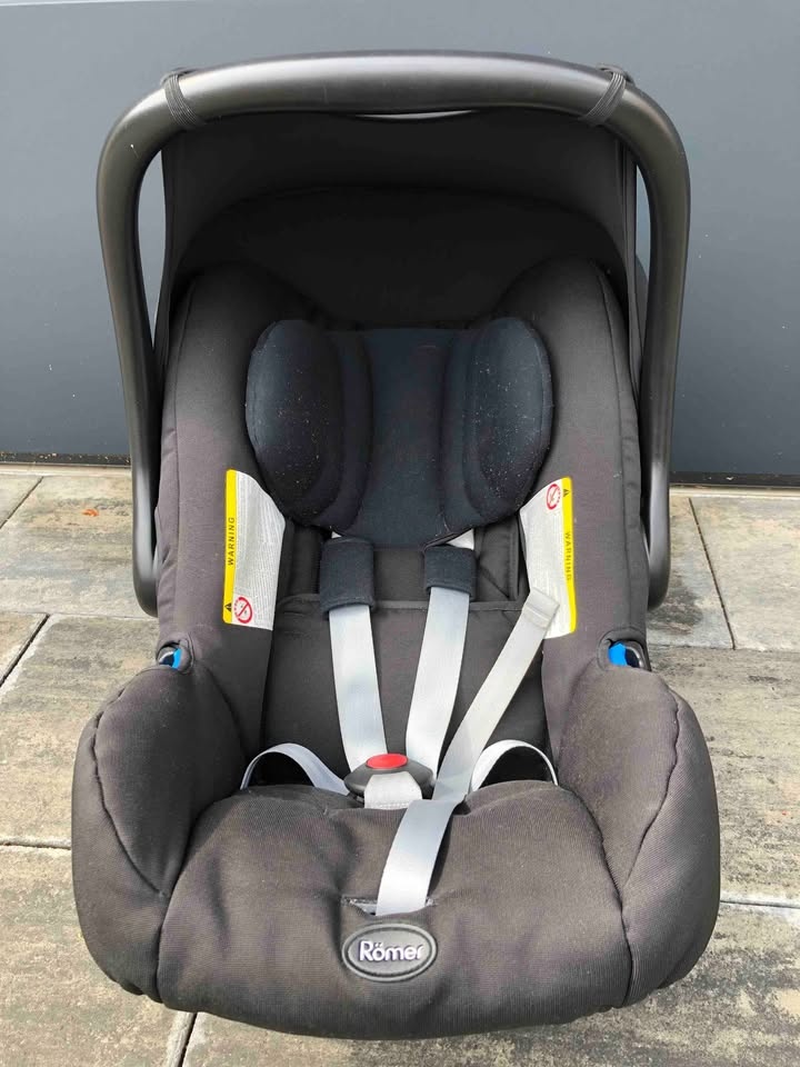 Britax Römer Baby Safe Plus