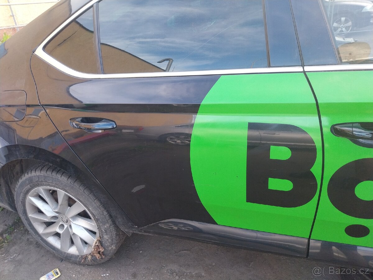 Prave zadni dvere skoda superb 3 sedan