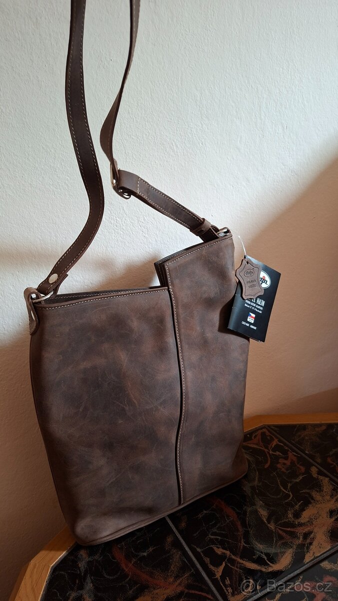 Kabelka kožená hnědá zn. P.Hajn