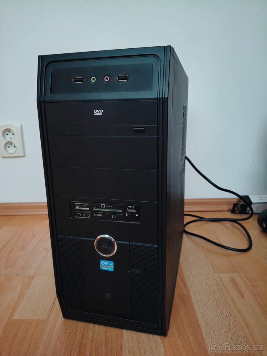 starší pc na práci