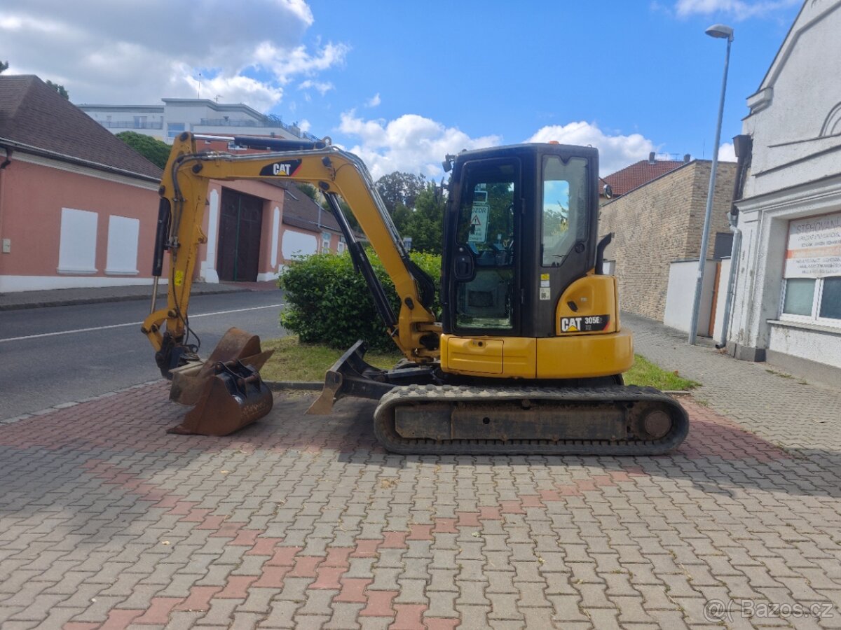 Pásový bagr Caterpillar CAT 305E2, r.v. 2019