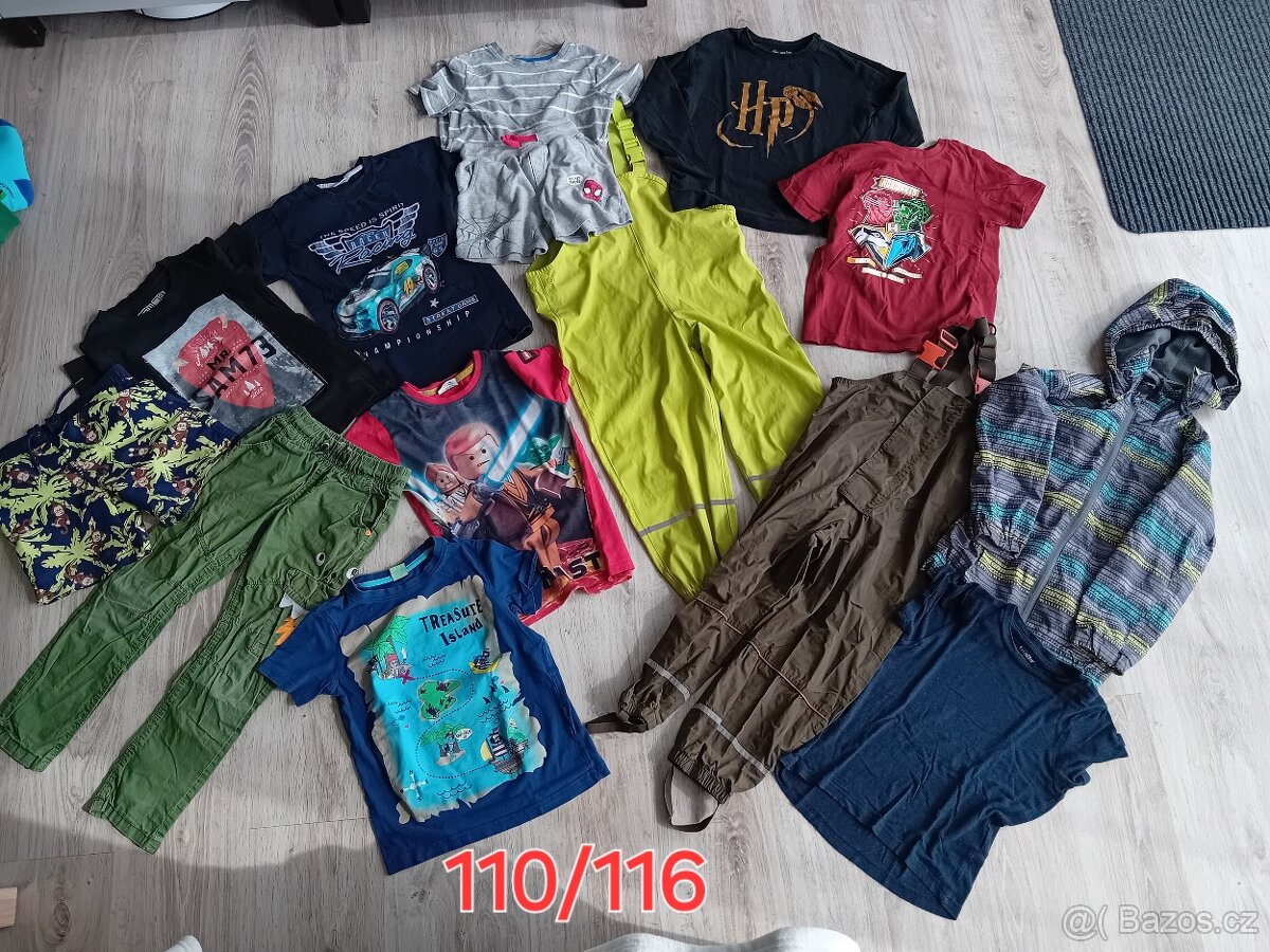 Oblečení na kluka v. 110/116 kalhoty do deště, trička, bunda