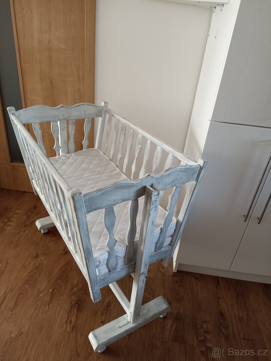 Kolébka pro miminko