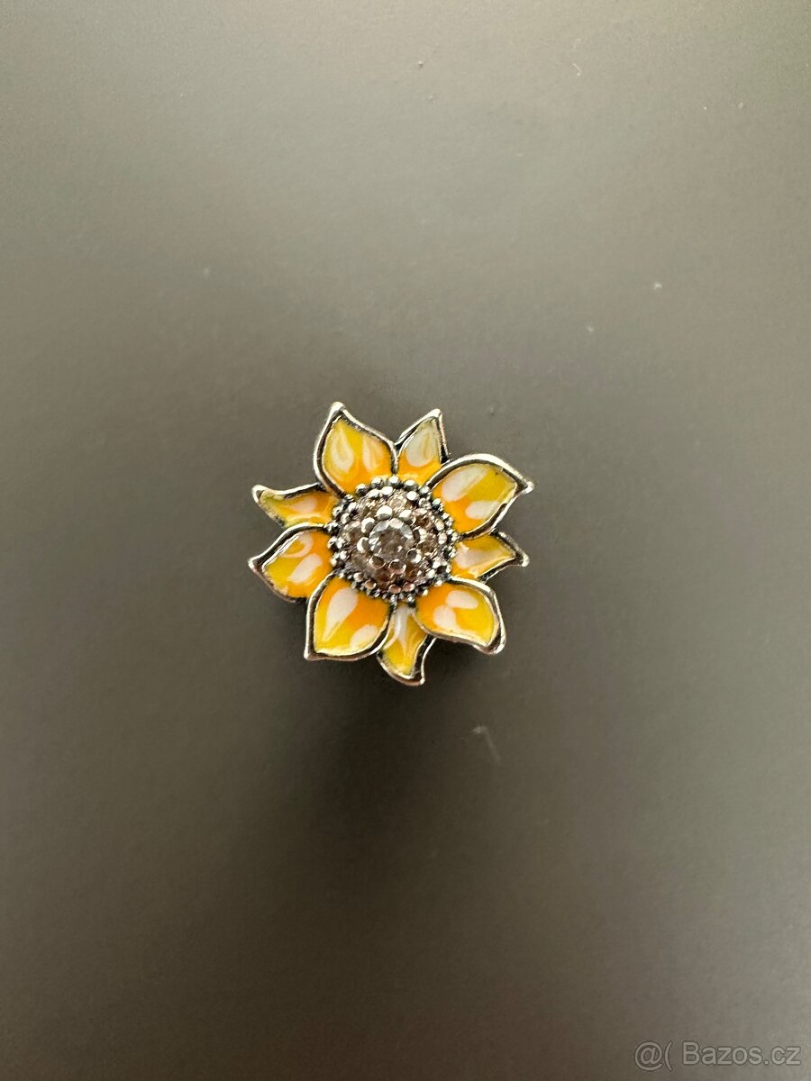Slunečnice přívěsek na Pandora náramek