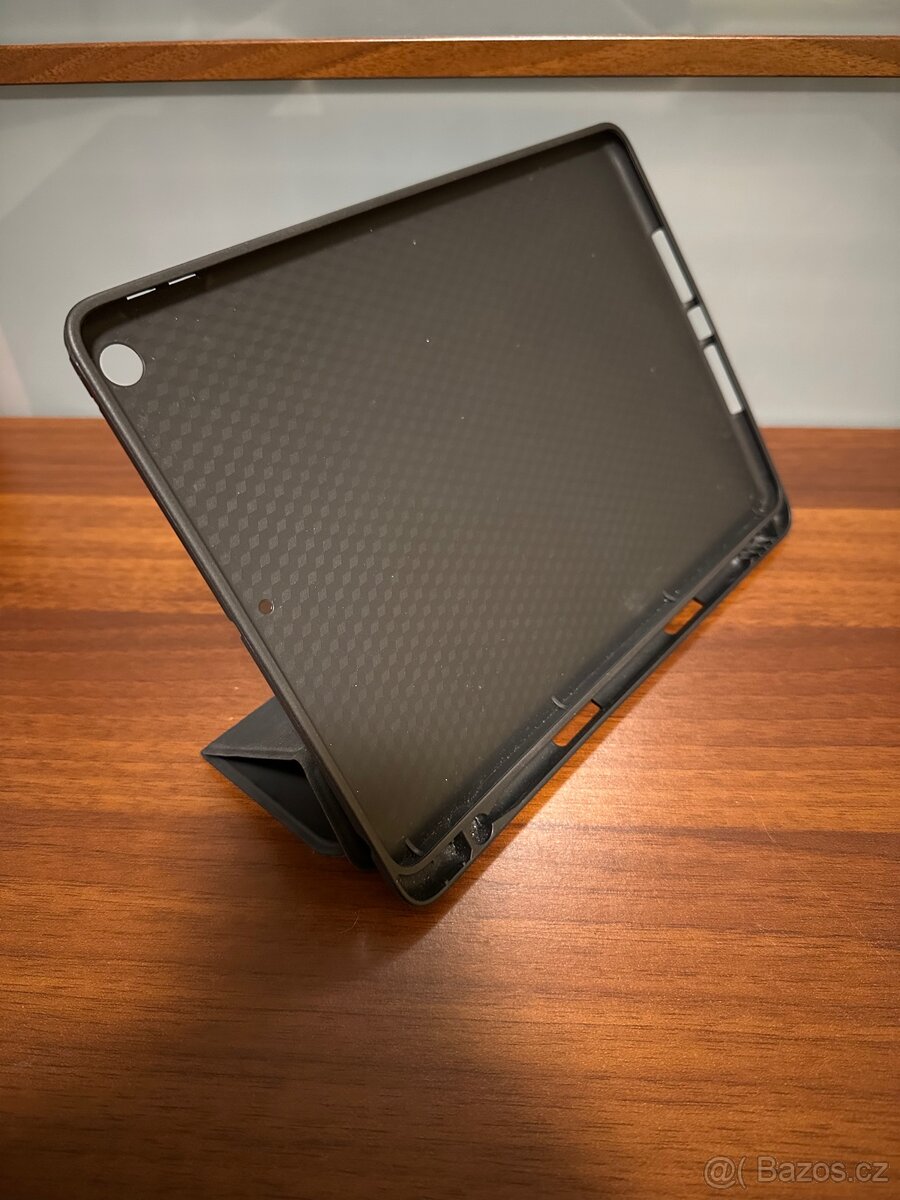 📱 Nabízím k prodeji: Flipové pouzdro pro iPad 10.2