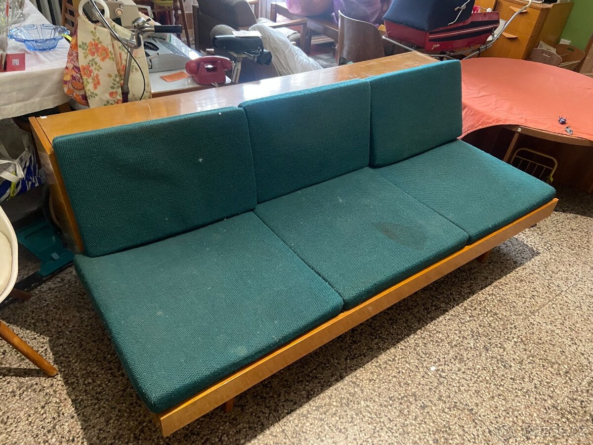 Retrosedačka Tatra Pravenec