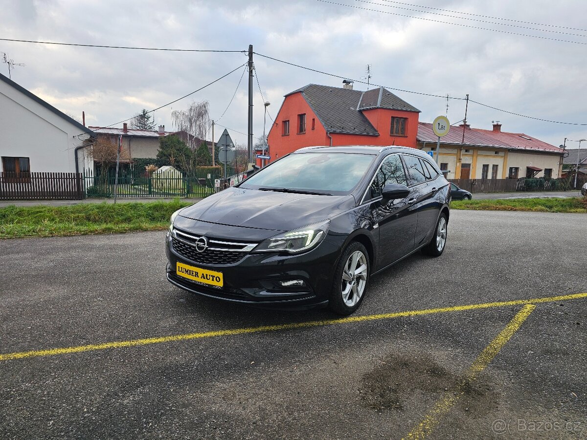Opel Astra 1.6CDTI SPORTS TOURER+