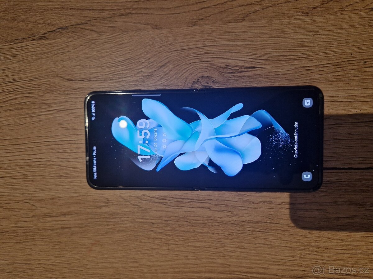 Galaxy zFlip 4 128gb