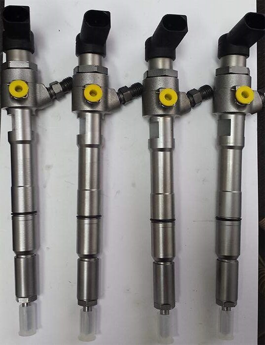 VSTŘIKY 1.6 TDi CR 03L130277B 03L130277S