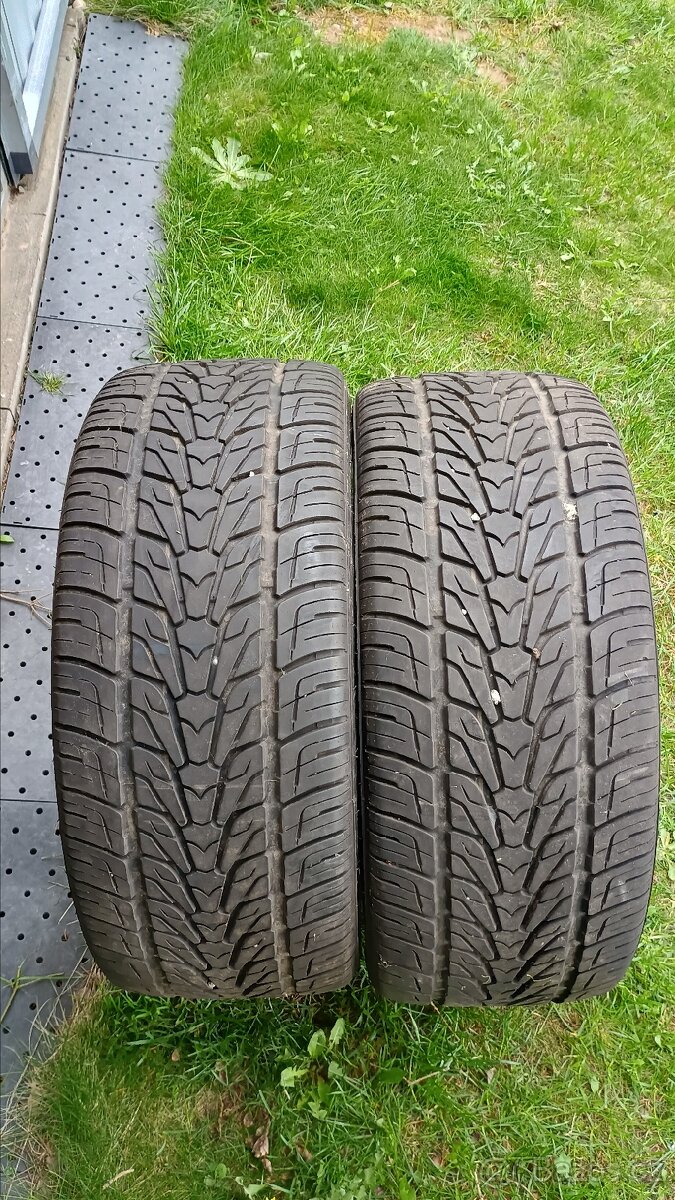 295/45/20 letní pneu pro SUV