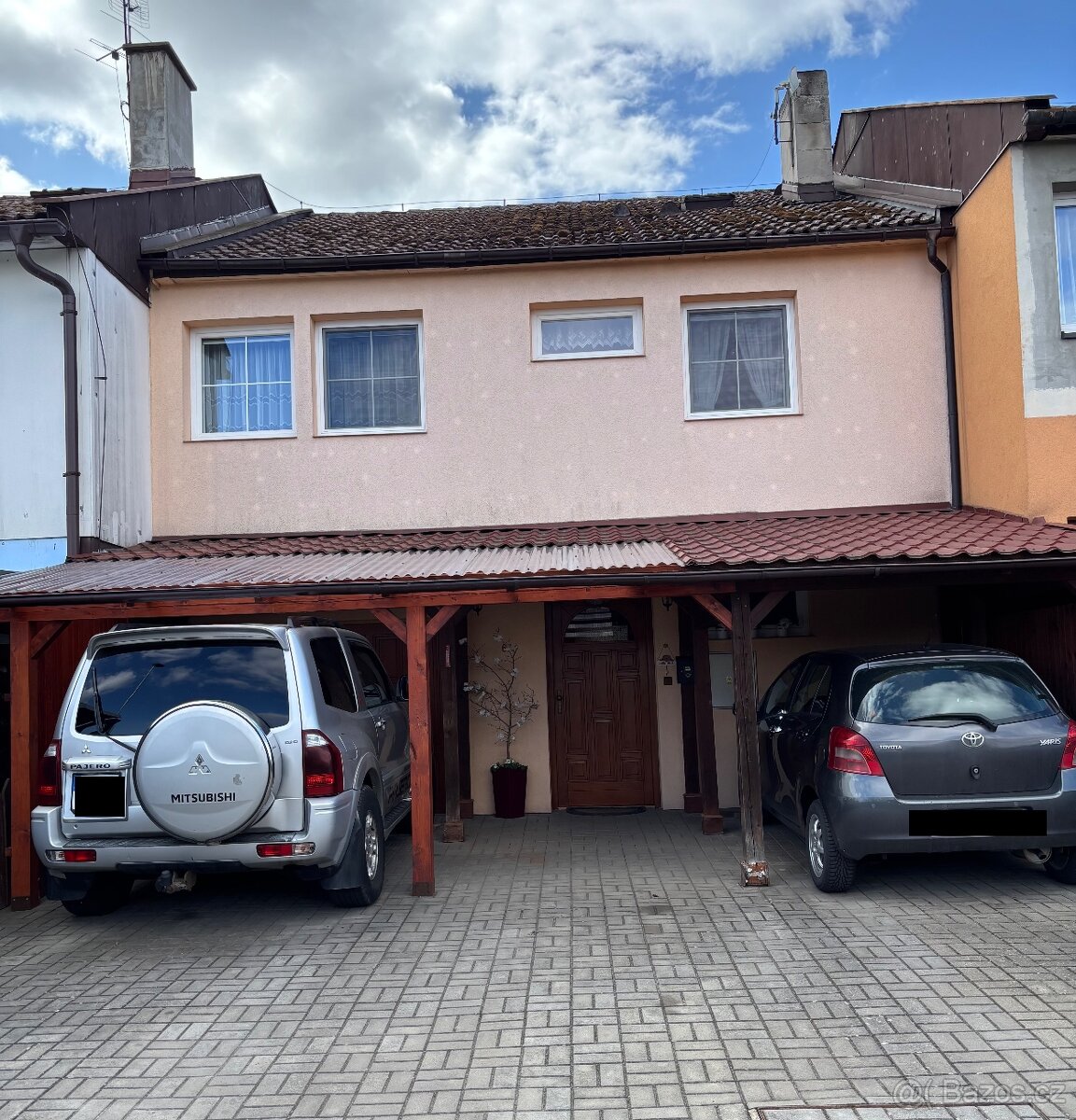 Prodám dům 5+1+garáž, okres Jičín, obec Podůlší