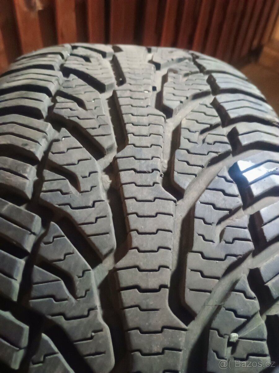 225/55/18 celoroční pneu Uniroyal 2ks