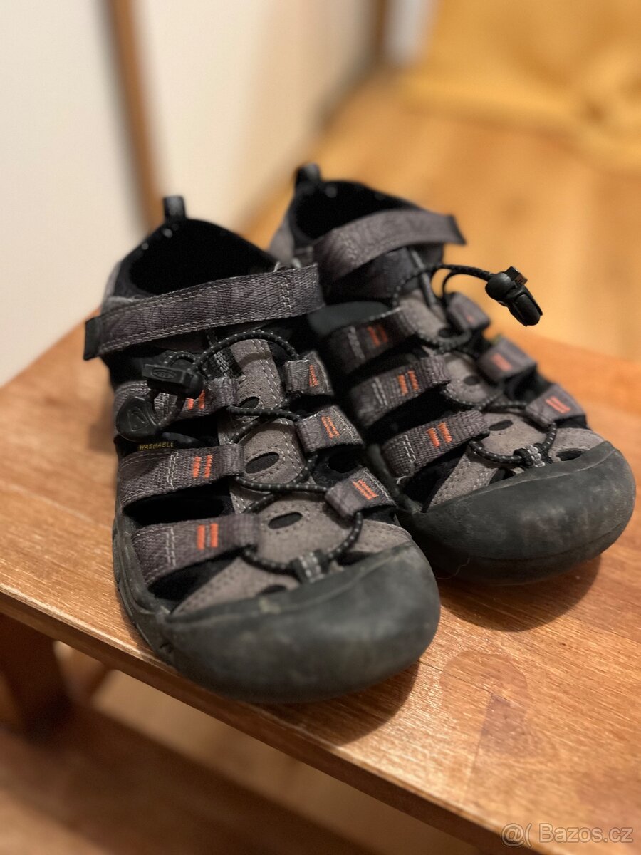 Sandály Keen vel. 35