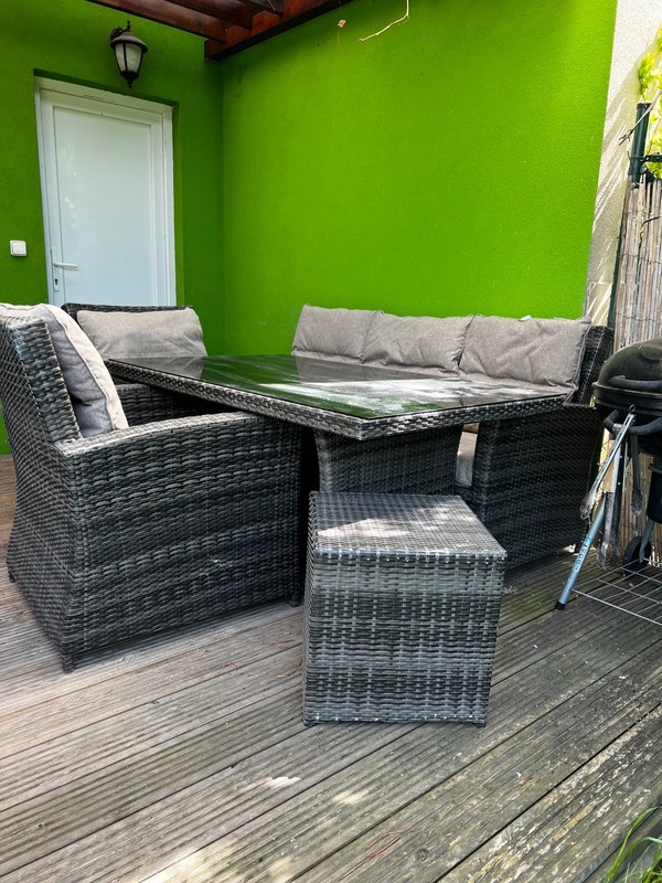Zahradní nábytek – velký set pro celou rodinu