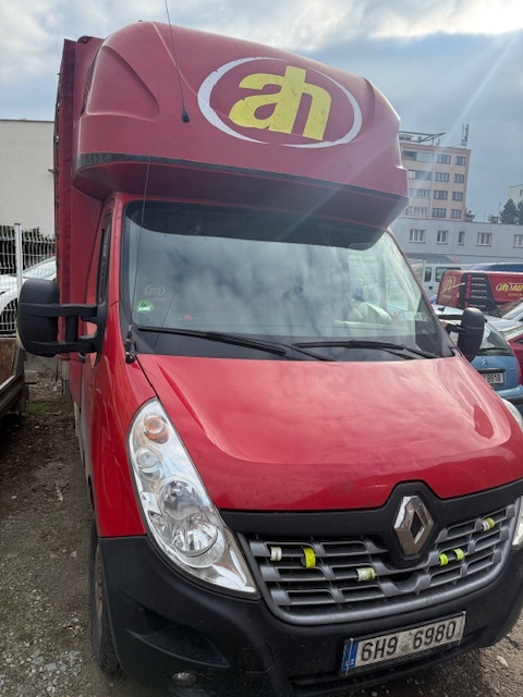 Renault Master - valník s plachtou