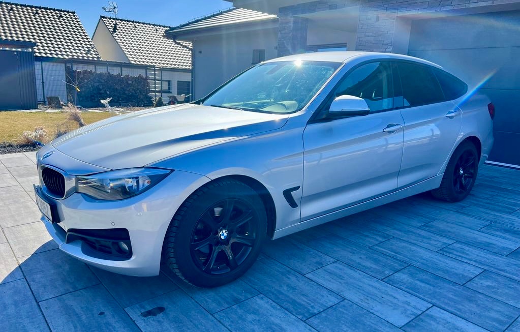 BMW 318D F34 GT 105 KW AUTOMAT r.2014, SPORT PACKET, TAŽNÝ
