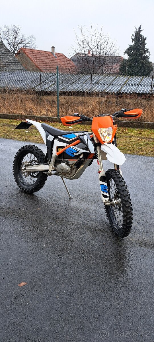Ktm E-XC freeride 2022