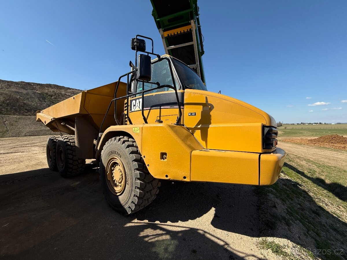 CAT- Caterpillar 730 DEMPR TOP Stav a na SPZ