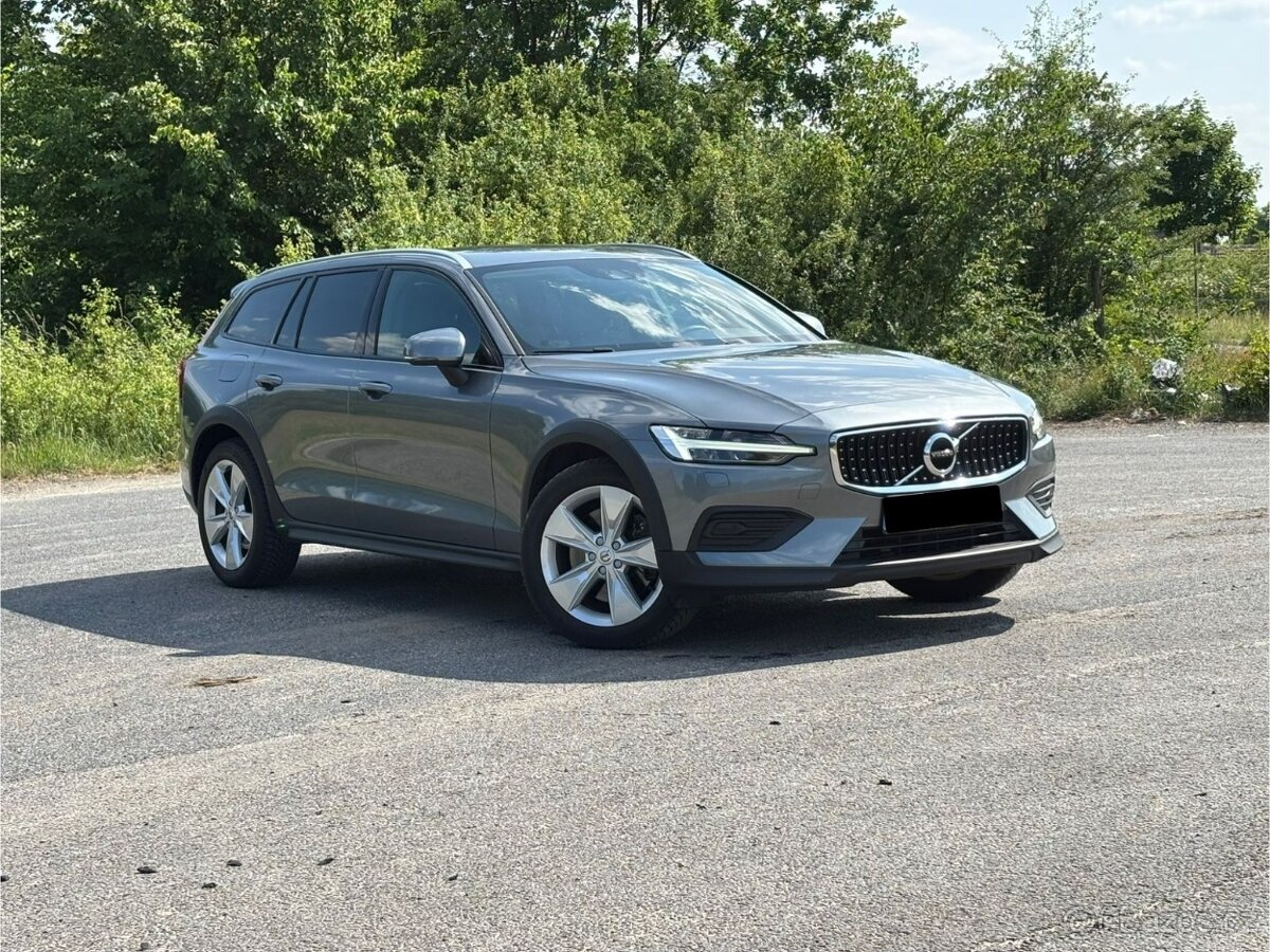Volvo V60 CC 2.0 D4 140kW 4x4, 11/2019, 136tkm