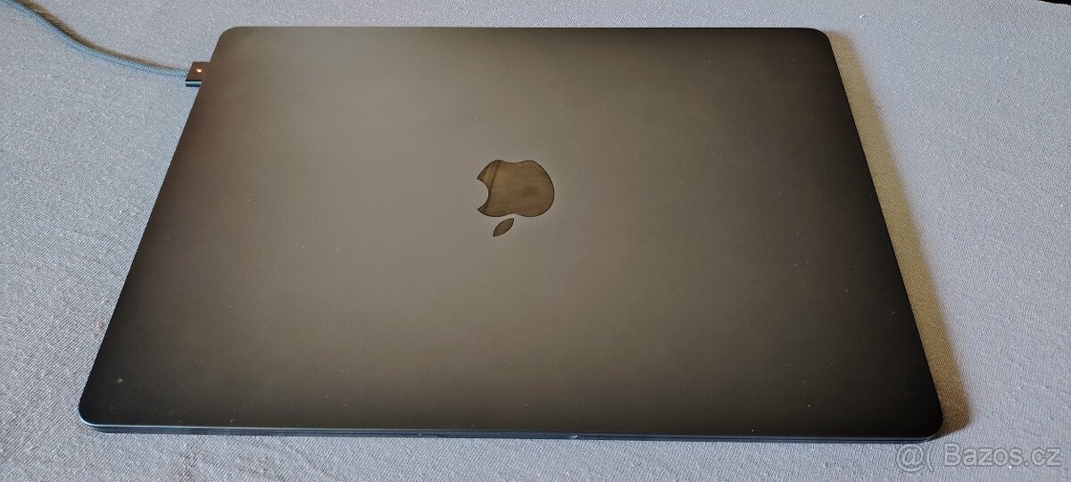 Macbook Air 15" M3 16GB, 512GB