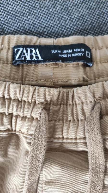 Kraťasy pánské. M·Zara