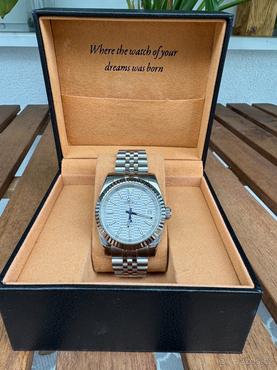 Seiko mod DateJust 39mm silver