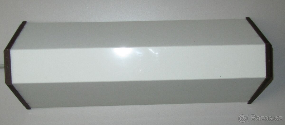 Akvarijní světlo pro menší akva do 60 cm žárovka