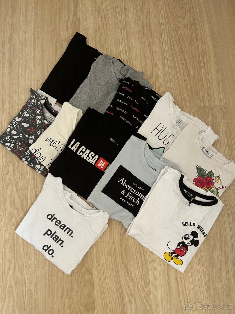 Set dámských triček vel. XS