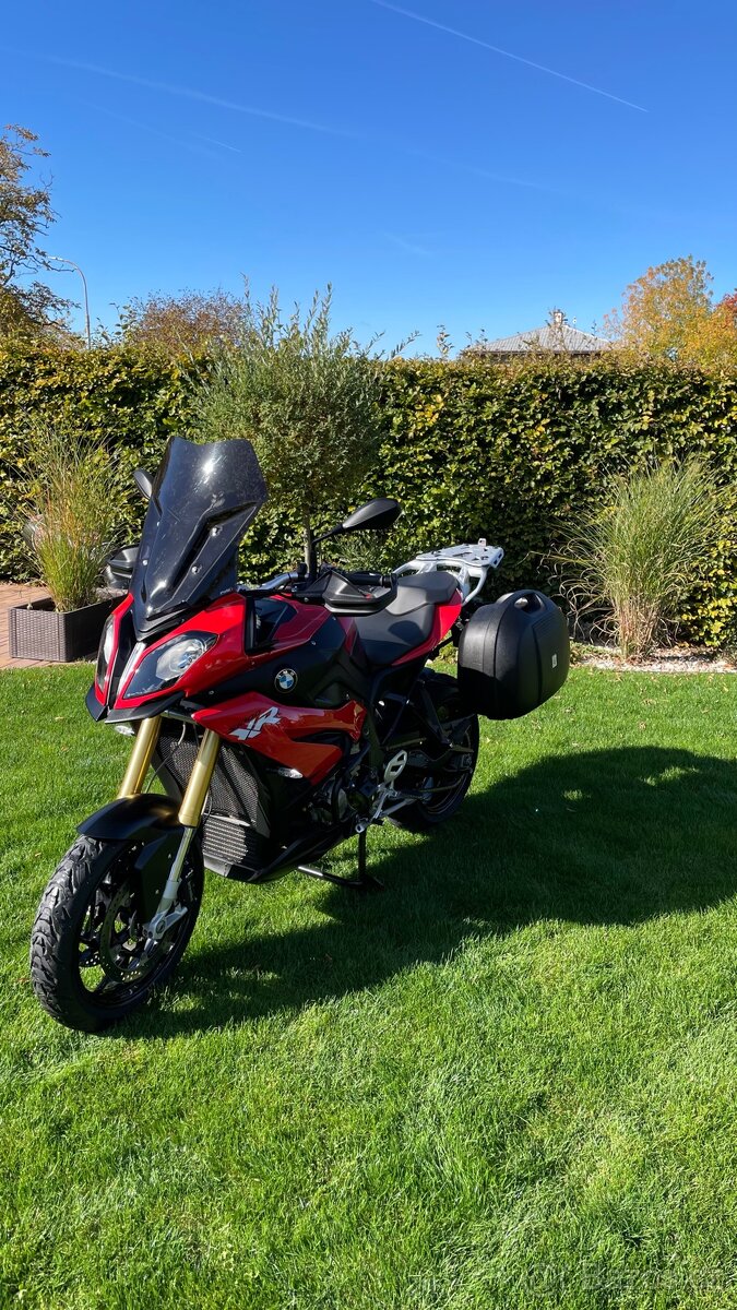 BMW S1000XR