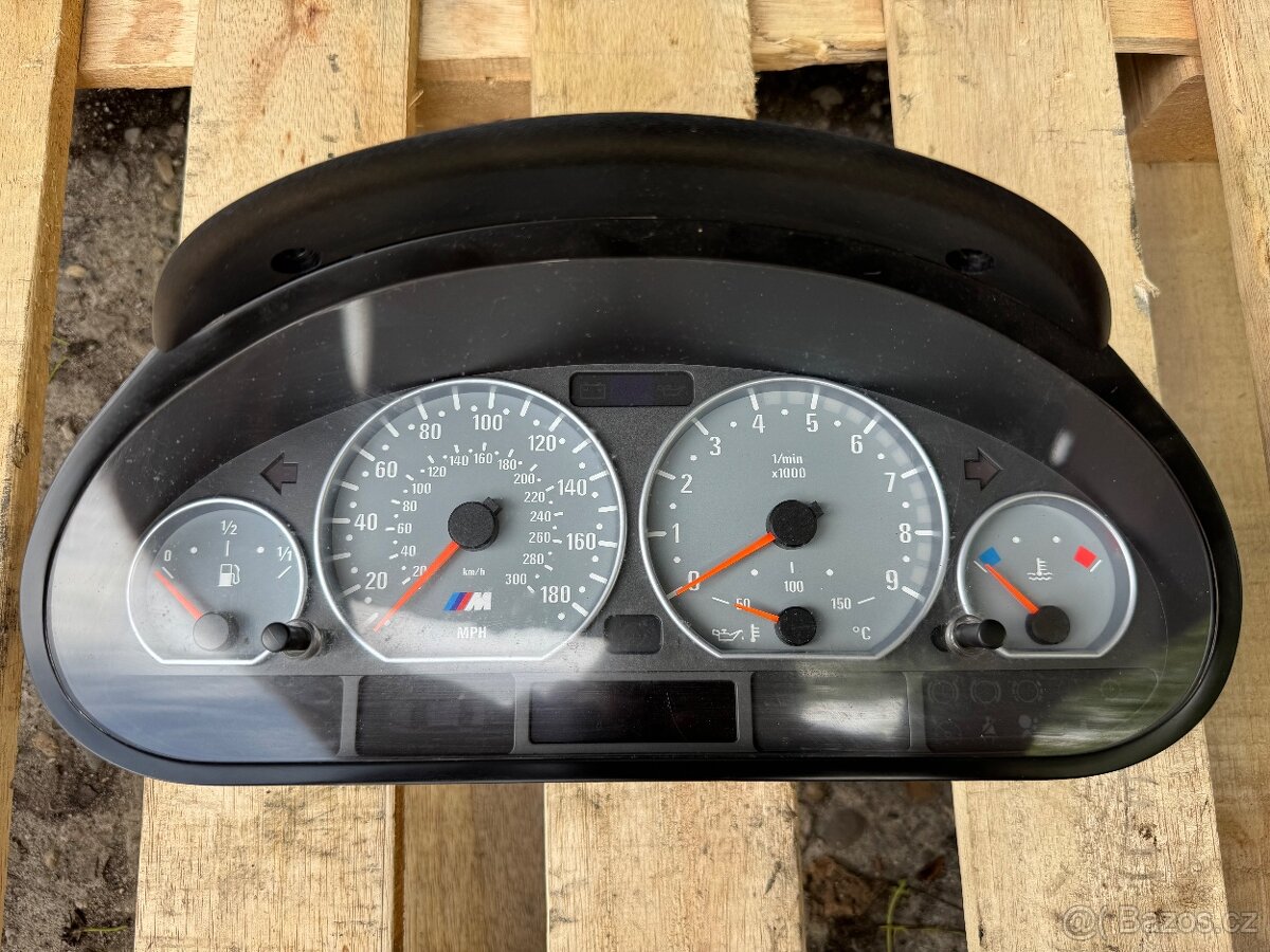 BMW E46 M3 Manual budiky