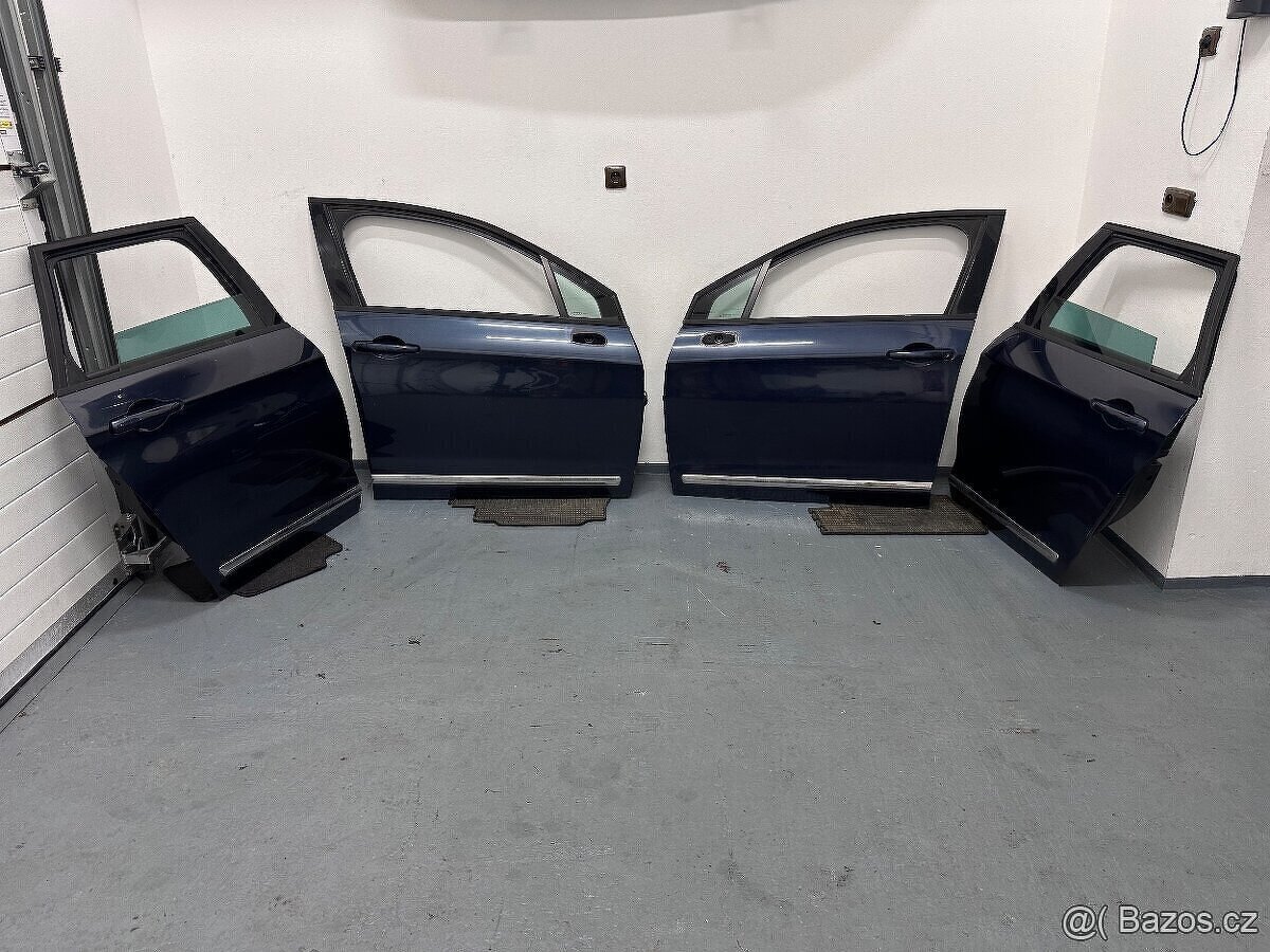 Citroen C5 II X7 boční dveře Barva KGNC