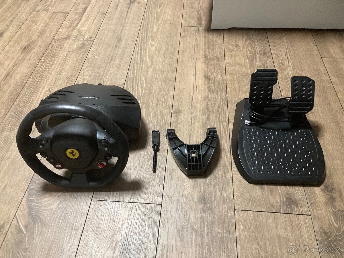 Thrustmaster T80 ferrari 488 GTB