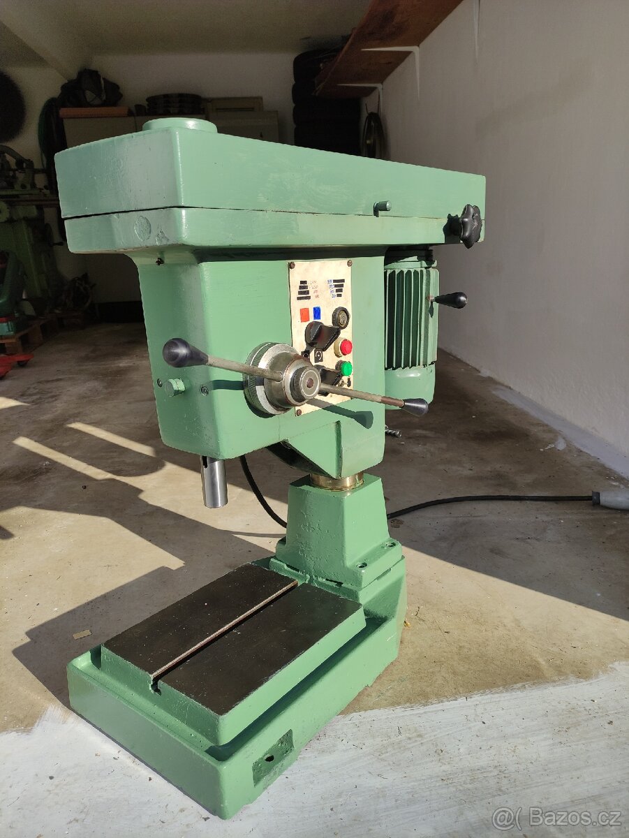 Vrtačka PN 161, kužel Morse 2