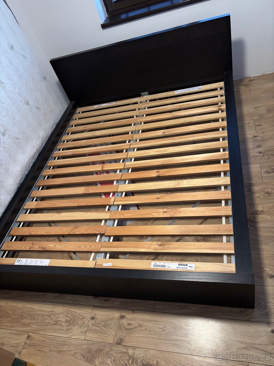 Ikea malm postel 160x200 cerna