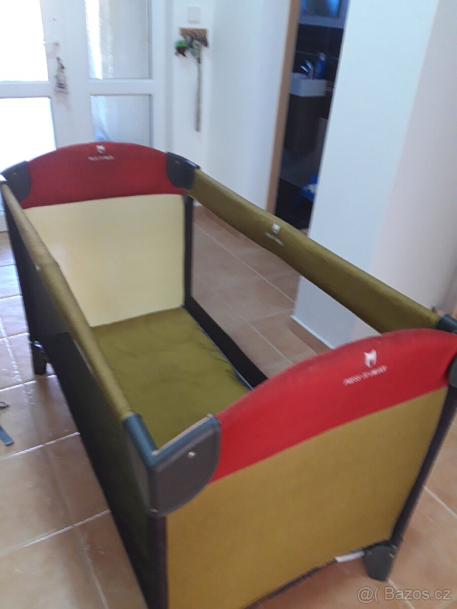 Cestovní  postýlka