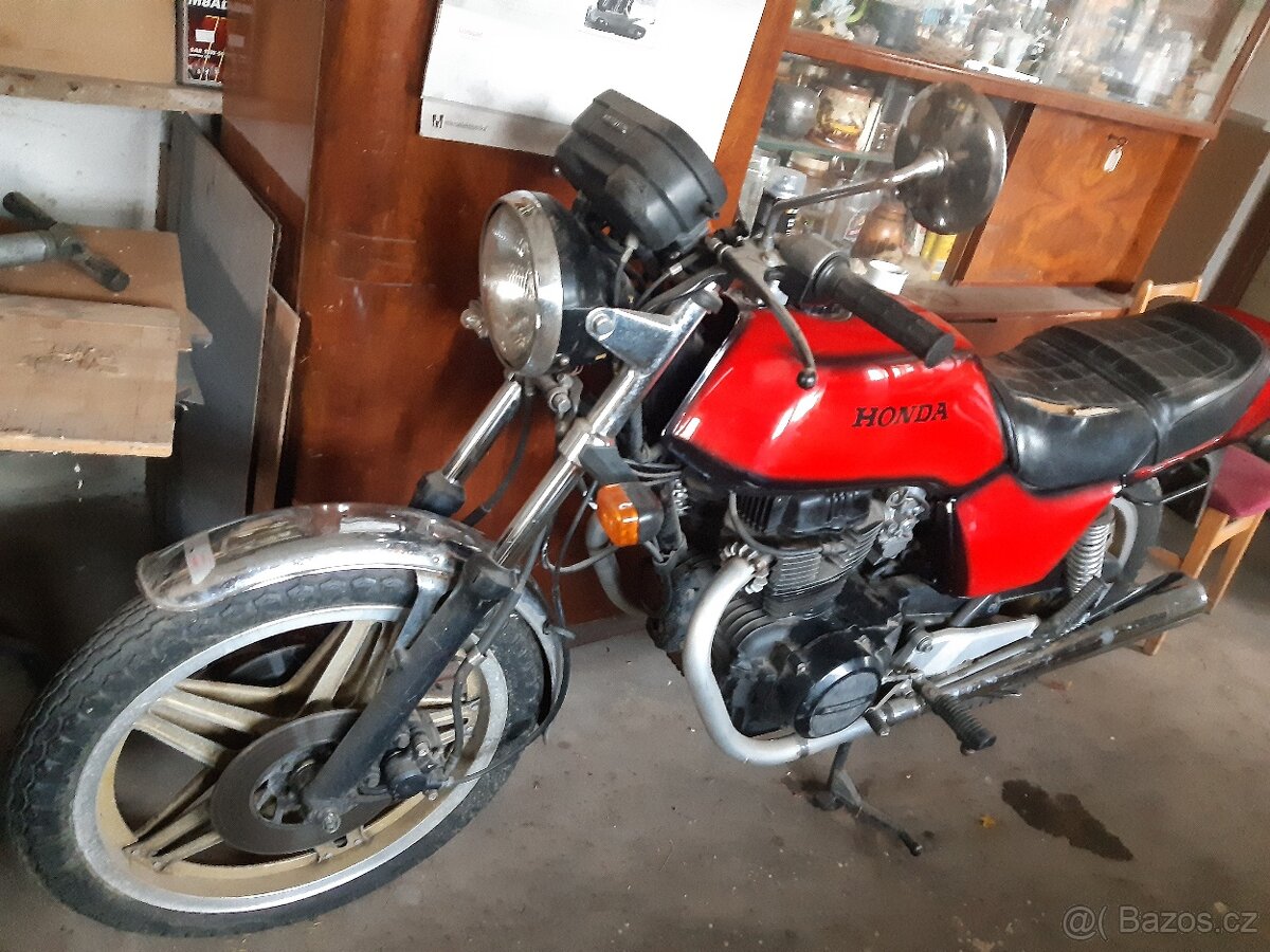 HONDA CB 400