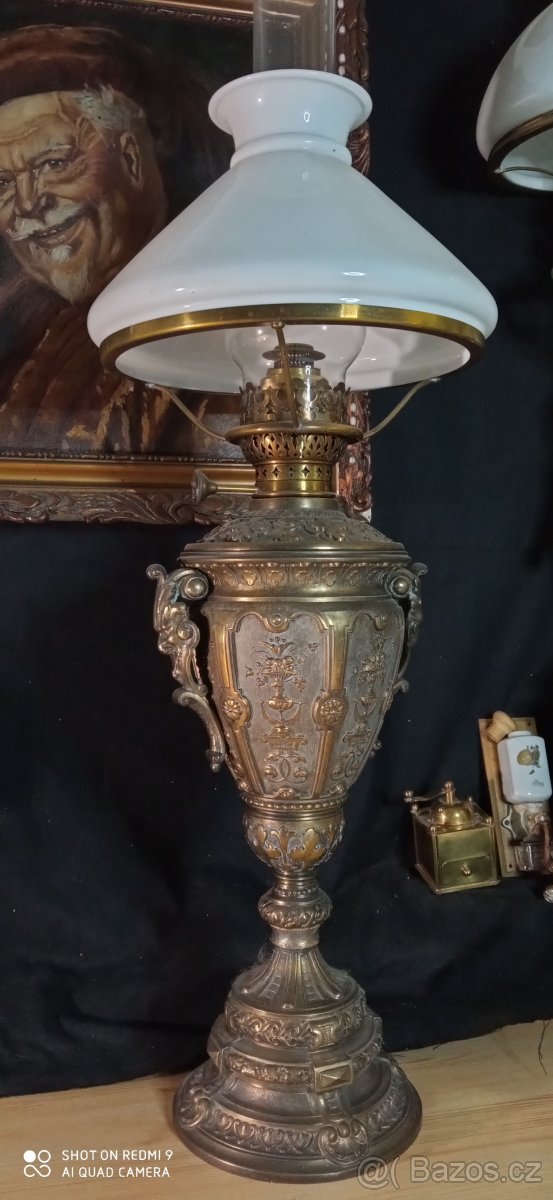 Petrolejová lampa č.192