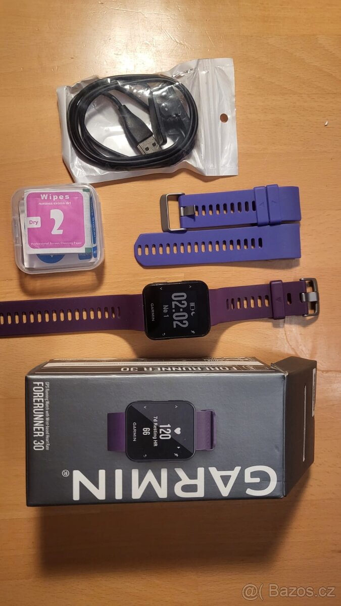 Prodám hodinky Garmin Forerunner 30 – zachovalé
