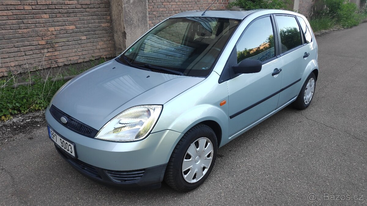Ford Fiesta 1.3i hezká , bez koroze , nová STK